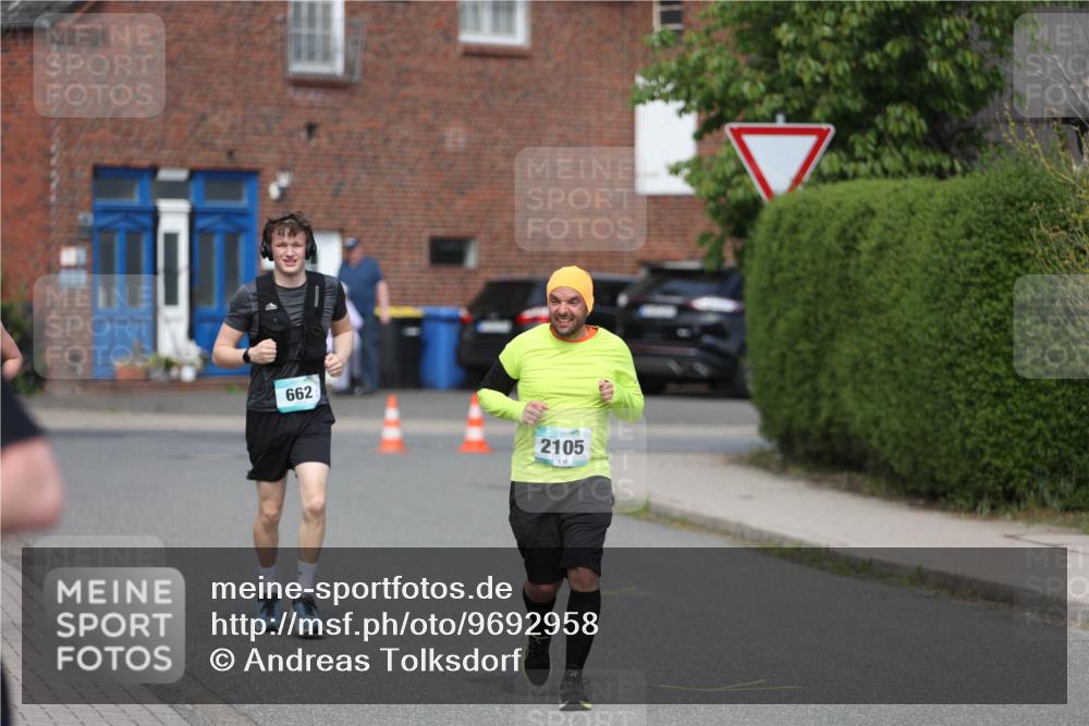 10.05.2026 - 8. Wedeler Halbmarathon Andreas Tolksdorf http://msf.ph/oto/9692958 10.05.2026 10:17:37 Laufen 662, 2105, 56 meine-sportfotos.de