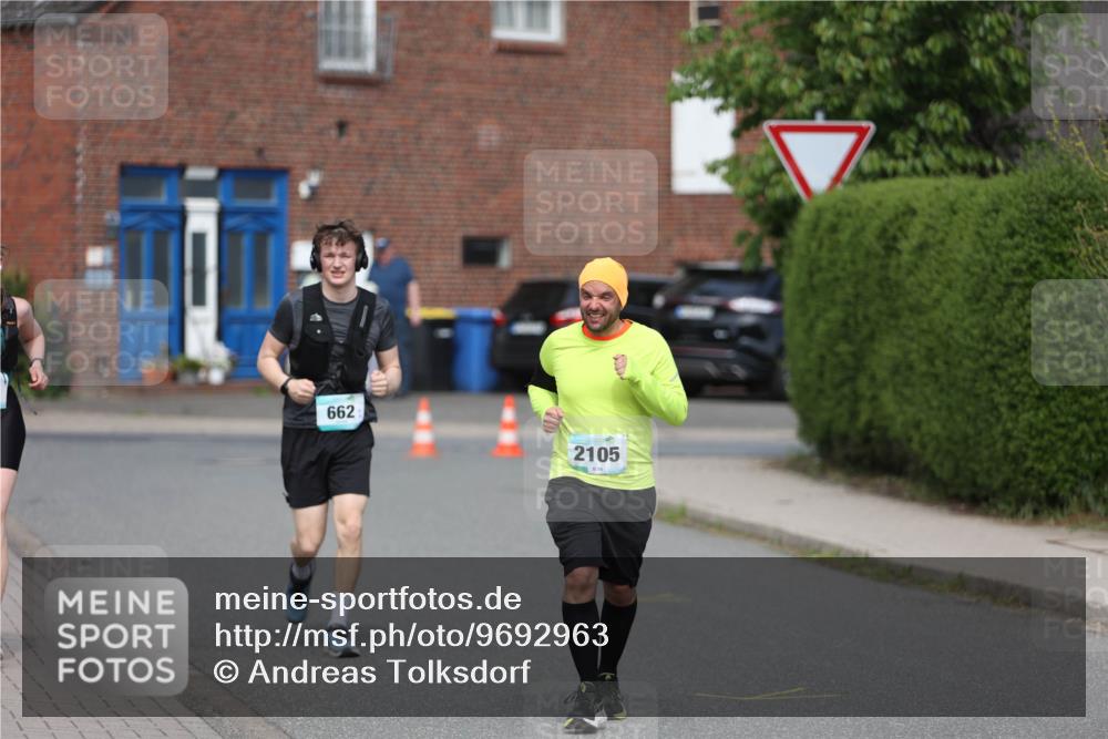 10.05.2026 - 8. Wedeler Halbmarathon Andreas Tolksdorf http://msf.ph/oto/9692963 10.05.2026 10:17:37 Laufen 662, 2105, 56 meine-sportfotos.de