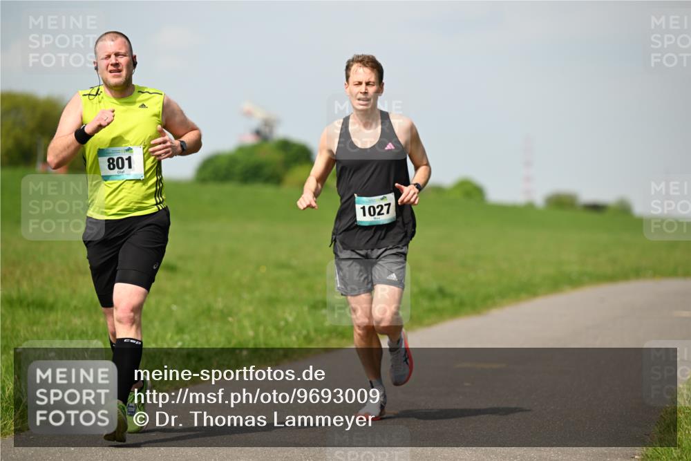 10.05.2026 - 8. Wedeler Halbmarathon Dr. Thomas Lammeyer http://msf.ph/oto/9693009 10.05.2026 11:16:48 Laufen 801, 1027 meine-sportfotos.de