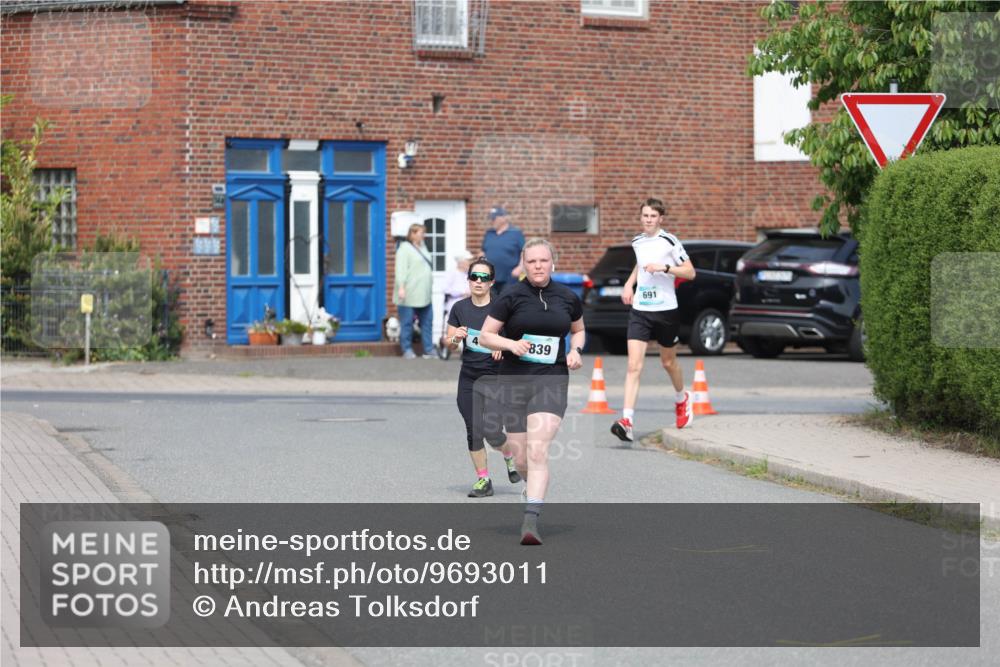 10.05.2026 - 8. Wedeler Halbmarathon Andreas Tolksdorf http://msf.ph/oto/9693011 10.05.2026 10:17:45 Laufen 839, 691 meine-sportfotos.de