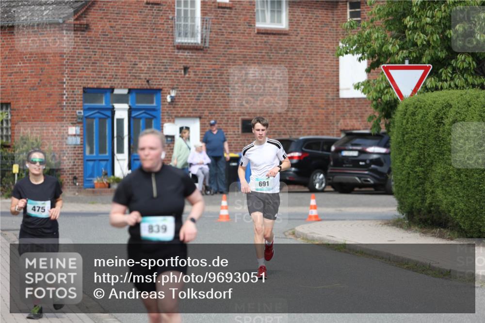 10.05.2026 - 8. Wedeler Halbmarathon Andreas Tolksdorf http://msf.ph/oto/9693051 10.05.2026 10:17:48 Laufen 475, 839, 691 meine-sportfotos.de