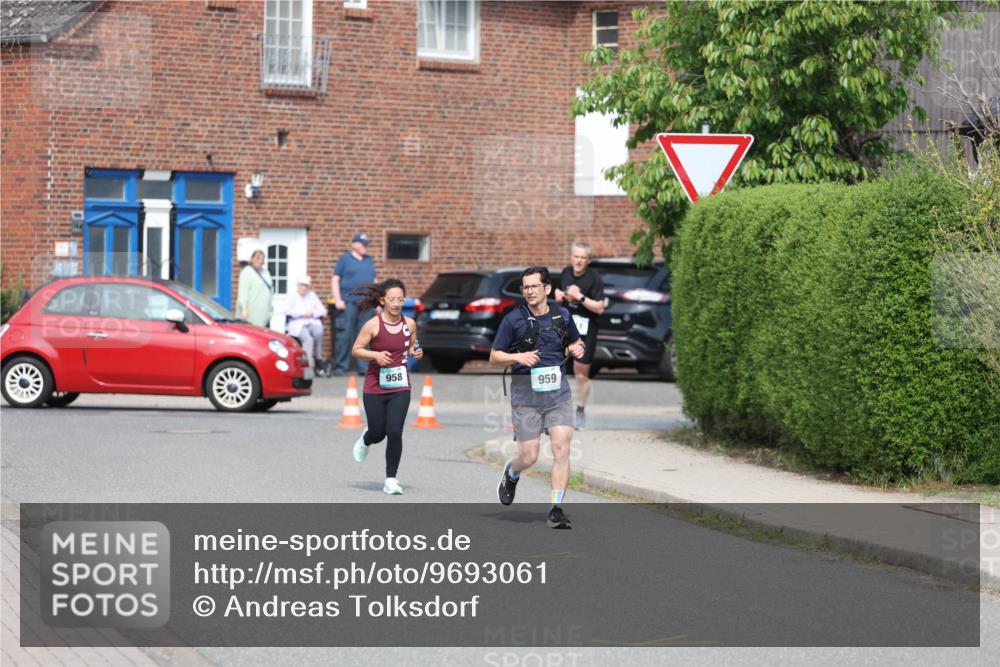 10.05.2026 - 8. Wedeler Halbmarathon Andreas Tolksdorf http://msf.ph/oto/9693061 10.05.2026 10:18:06 Laufen 958, 959 meine-sportfotos.de