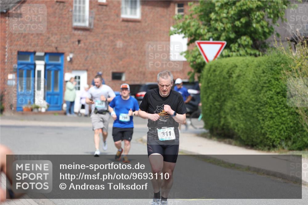 10.05.2026 - 8. Wedeler Halbmarathon Andreas Tolksdorf http://msf.ph/oto/9693110 10.05.2026 10:18:14 Laufen 311 meine-sportfotos.de