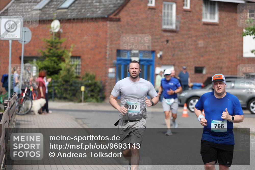 10.05.2026 - 8. Wedeler Halbmarathon Andreas Tolksdorf http://msf.ph/oto/9693143 10.05.2026 10:18:18 Laufen 30, 387, 766 meine-sportfotos.de