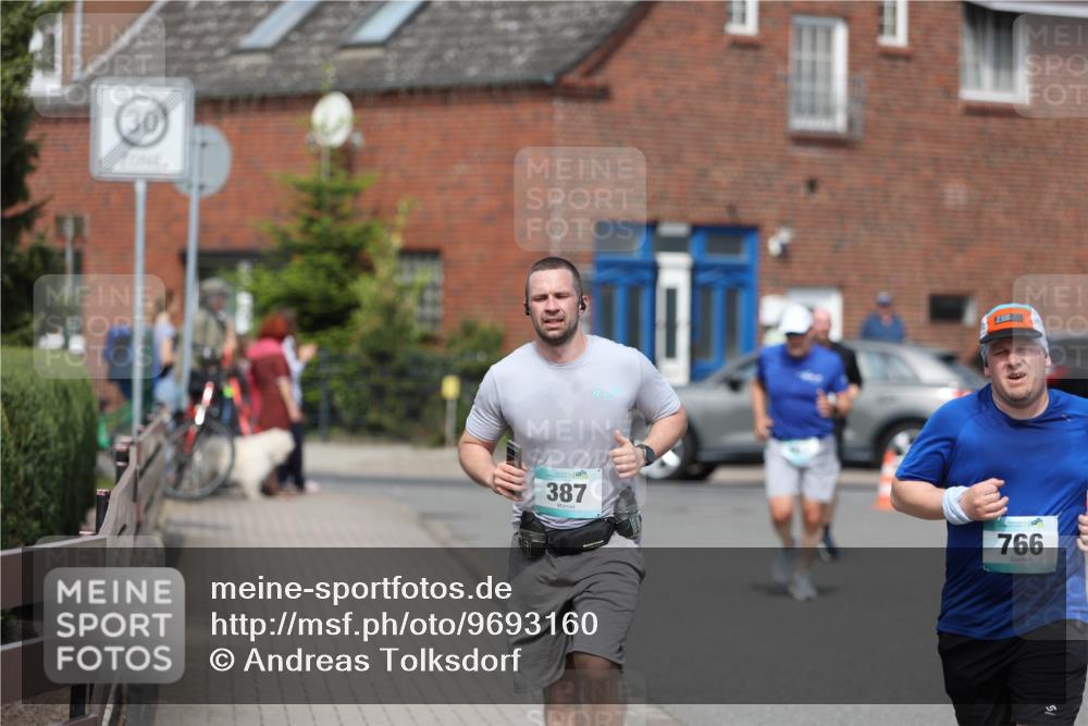 10.05.2026 - 8. Wedeler Halbmarathon Andreas Tolksdorf http://msf.ph/oto/9693160 10.05.2026 10:18:18 Laufen 30, 387, 766 meine-sportfotos.de