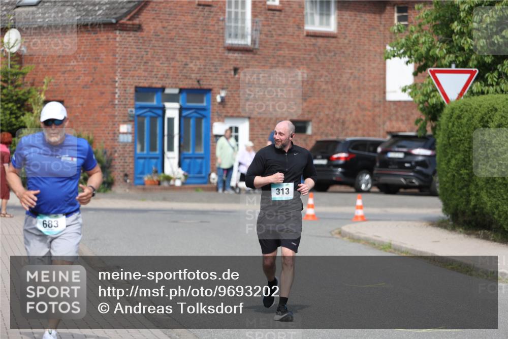 10.05.2026 - 8. Wedeler Halbmarathon Andreas Tolksdorf http://msf.ph/oto/9693202 10.05.2026 10:18:23 Laufen 683, 313 meine-sportfotos.de