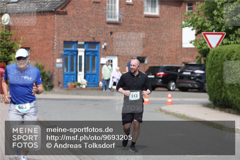 10.05.2026 - 8. Wedeler Halbmarathon Andreas Tolksdorf http://msf.ph/oto/9693205 10.05.2026 10:18:23 Laufen 683, 313 meine-sportfotos.de