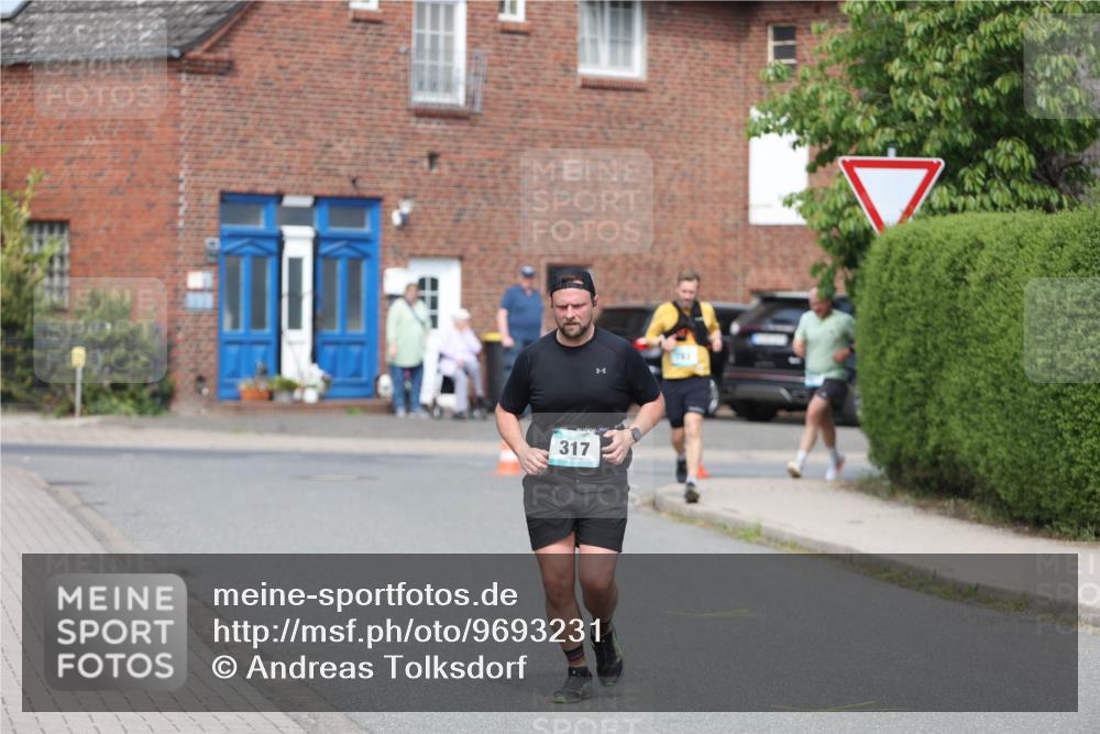 10.05.2026 - 8. Wedeler Halbmarathon Andreas Tolksdorf http://msf.ph/oto/9693231 10.05.2026 10:18:34 Laufen 317, 743 meine-sportfotos.de