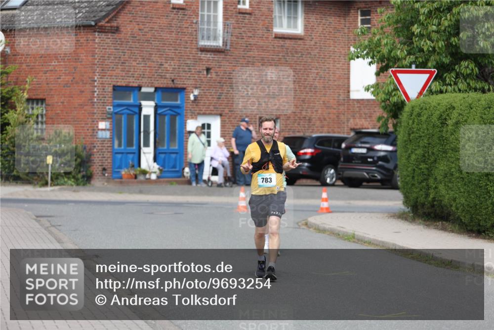 10.05.2026 - 8. Wedeler Halbmarathon Andreas Tolksdorf http://msf.ph/oto/9693254 10.05.2026 10:18:38 Laufen 783, 226 meine-sportfotos.de