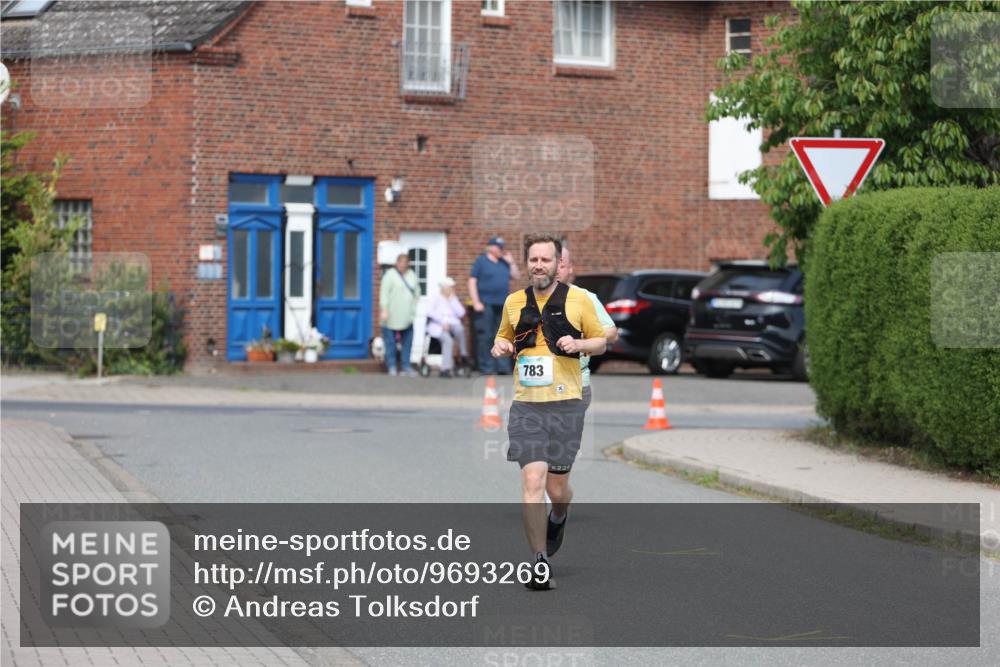 10.05.2026 - 8. Wedeler Halbmarathon Andreas Tolksdorf http://msf.ph/oto/9693269 10.05.2026 10:18:39 Laufen 783, 226 meine-sportfotos.de