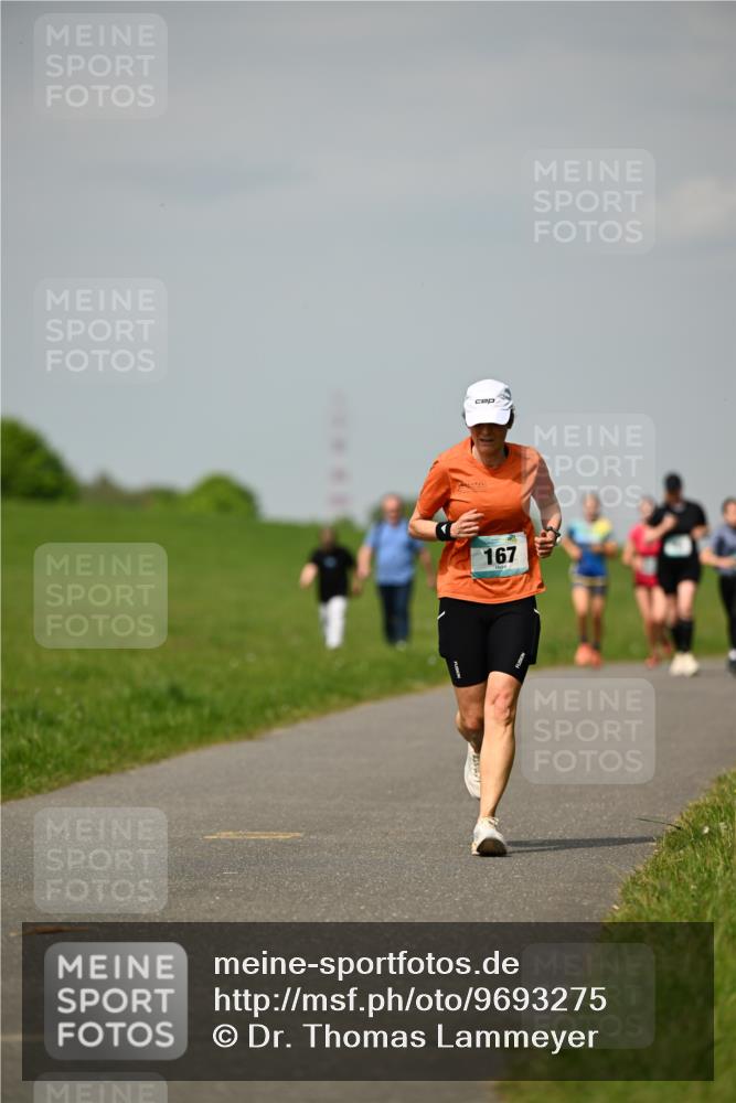 10.05.2026 - 8. Wedeler Halbmarathon Dr. Thomas Lammeyer http://msf.ph/oto/9693275 10.05.2026 11:17:35 Laufen 167 meine-sportfotos.de
