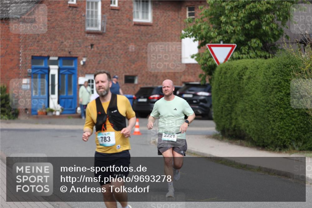 10.05.2026 - 8. Wedeler Halbmarathon Andreas Tolksdorf http://msf.ph/oto/9693278 10.05.2026 10:18:41 Laufen 783, 2221, 226 meine-sportfotos.de