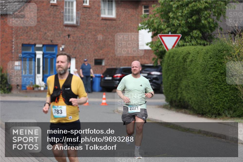 10.05.2026 - 8. Wedeler Halbmarathon Andreas Tolksdorf http://msf.ph/oto/9693288 10.05.2026 10:18:42 Laufen 783, 2221, 24 meine-sportfotos.de