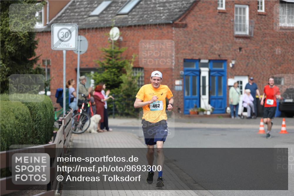 10.05.2026 - 8. Wedeler Halbmarathon Andreas Tolksdorf http://msf.ph/oto/9693300 10.05.2026 10:18:51 Laufen 30, 462 meine-sportfotos.de