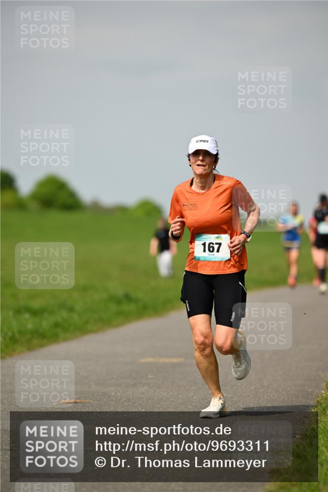 10.05.2026 - 8. Wedeler Halbmarathon Dr. Thomas Lammeyer http://msf.ph/oto/9693311 10.05.2026 11:17:37 Laufen 167 meine-sportfotos.de