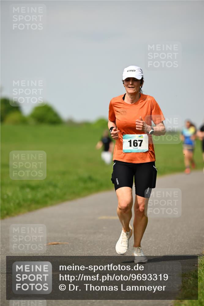 10.05.2026 - 8. Wedeler Halbmarathon Dr. Thomas Lammeyer http://msf.ph/oto/9693319 10.05.2026 11:17:37 Laufen 167 meine-sportfotos.de