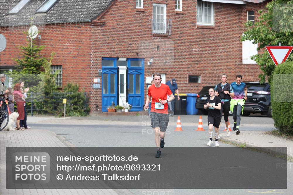 10.05.2026 - 8. Wedeler Halbmarathon Andreas Tolksdorf http://msf.ph/oto/9693321 10.05.2026 10:18:55 Laufen  meine-sportfotos.de