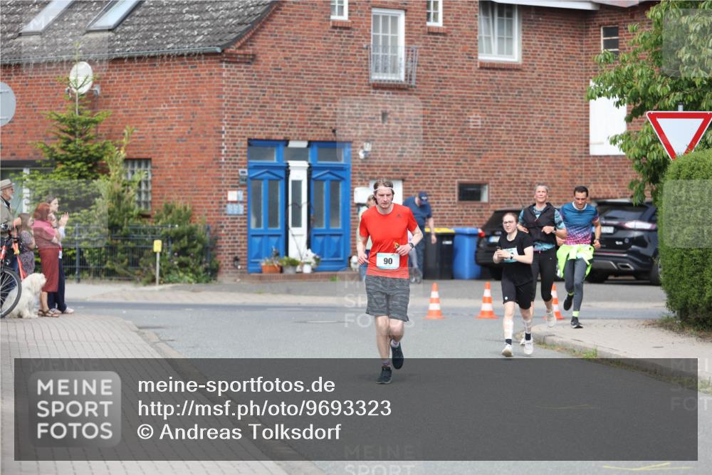 10.05.2026 - 8. Wedeler Halbmarathon Andreas Tolksdorf http://msf.ph/oto/9693323 10.05.2026 10:18:55 Laufen 90 meine-sportfotos.de