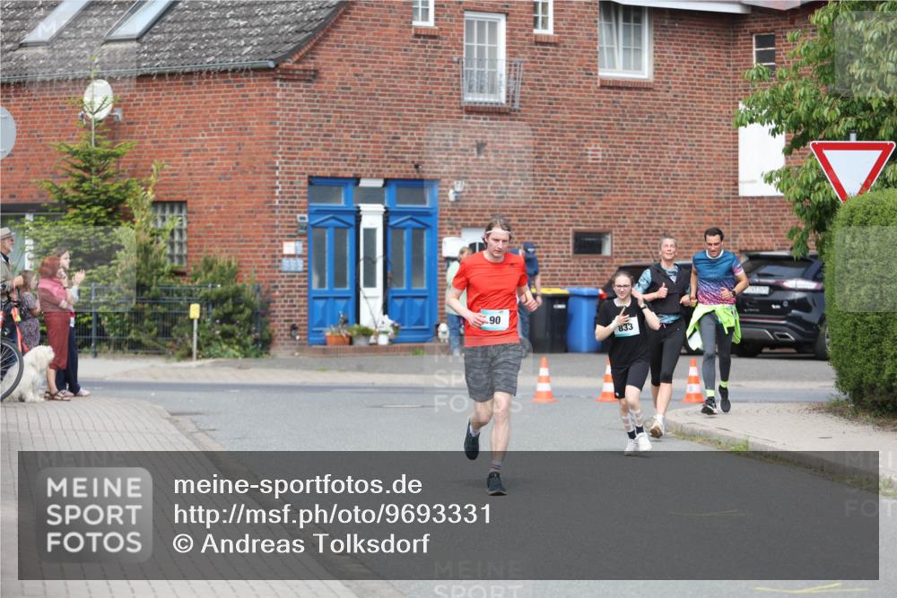 10.05.2026 - 8. Wedeler Halbmarathon Andreas Tolksdorf http://msf.ph/oto/9693331 10.05.2026 10:18:55 Laufen 90, 833 meine-sportfotos.de