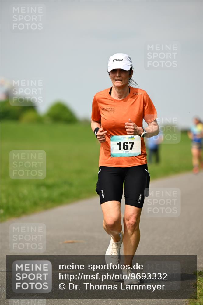 10.05.2026 - 8. Wedeler Halbmarathon Dr. Thomas Lammeyer http://msf.ph/oto/9693332 10.05.2026 11:17:38 Laufen 167 meine-sportfotos.de