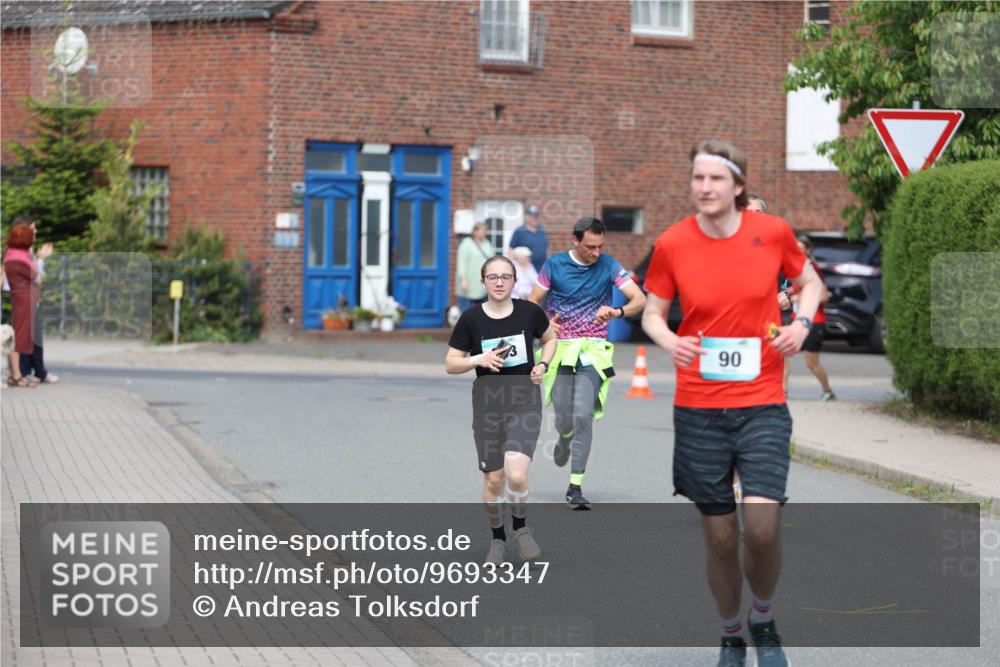 10.05.2026 - 8. Wedeler Halbmarathon Andreas Tolksdorf http://msf.ph/oto/9693347 10.05.2026 10:18:59 Laufen 90 meine-sportfotos.de
