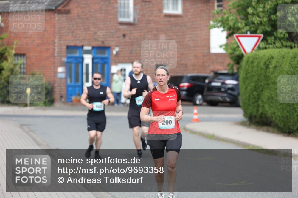 10.05.2026 - 8. Wedeler Halbmarathon Andreas Tolksdorf http://msf.ph/oto/9693358 10.05.2026 10:19:08 Laufen 2101, 200 meine-sportfotos.de