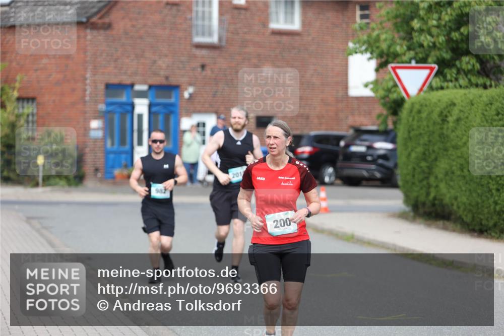 10.05.2026 - 8. Wedeler Halbmarathon Andreas Tolksdorf http://msf.ph/oto/9693366 10.05.2026 10:19:08 Laufen 982, 201, 200 meine-sportfotos.de