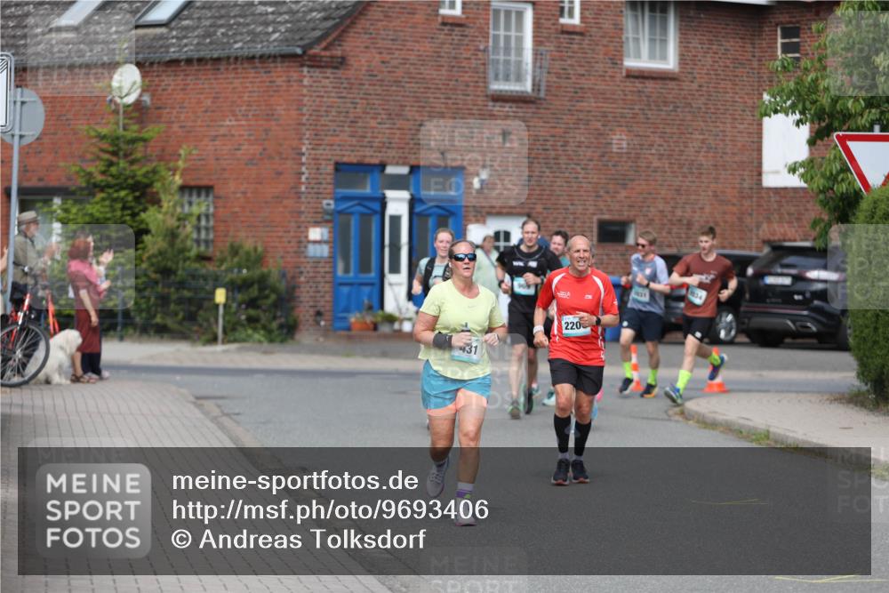 10.05.2026 - 8. Wedeler Halbmarathon Andreas Tolksdorf http://msf.ph/oto/9693406 10.05.2026 10:19:19 Laufen 220 meine-sportfotos.de