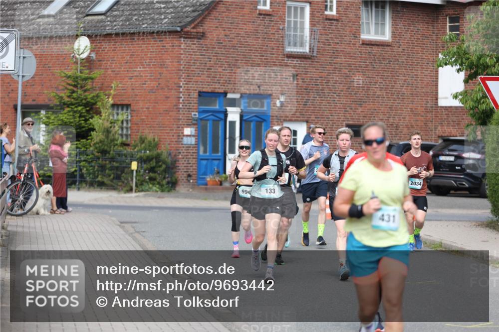 10.05.2026 - 8. Wedeler Halbmarathon Andreas Tolksdorf http://msf.ph/oto/9693442 10.05.2026 10:19:22 Laufen 99, 133, 431, 2034 meine-sportfotos.de