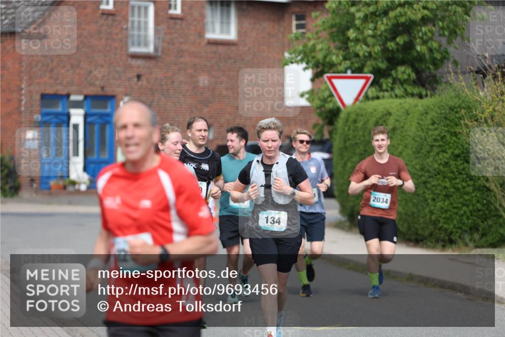 10.05.2026 - 8. Wedeler Halbmarathon Andreas Tolksdorf http://msf.ph/oto/9693456 10.05.2026 10:19:25 Laufen 134, 2034 meine-sportfotos.de