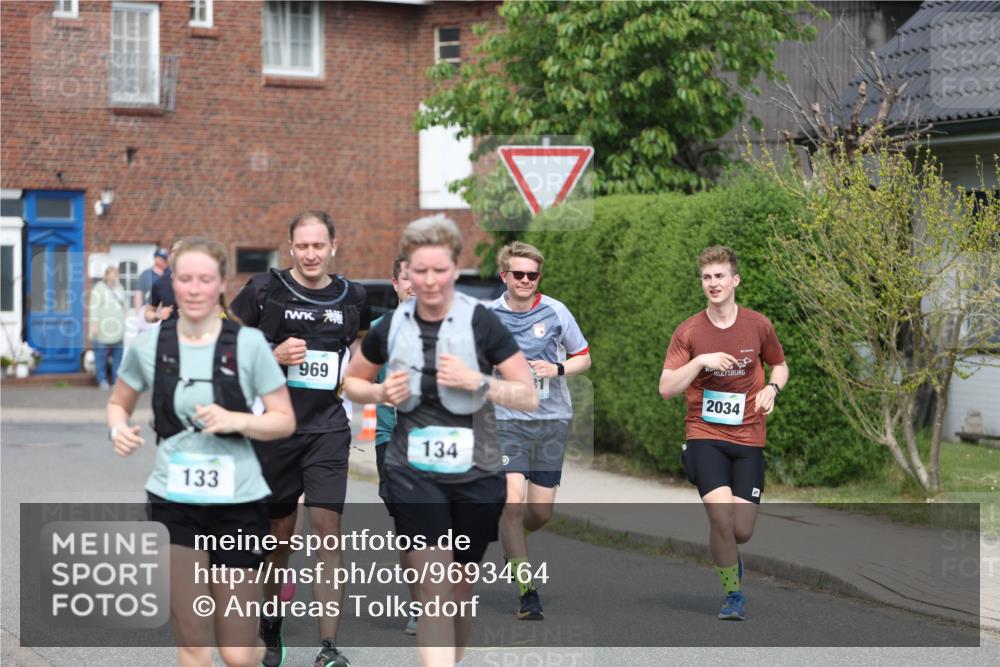 10.05.2026 - 8. Wedeler Halbmarathon Andreas Tolksdorf http://msf.ph/oto/9693464 10.05.2026 10:19:26 Laufen 133, 969, 134, 2034, 2 meine-sportfotos.de