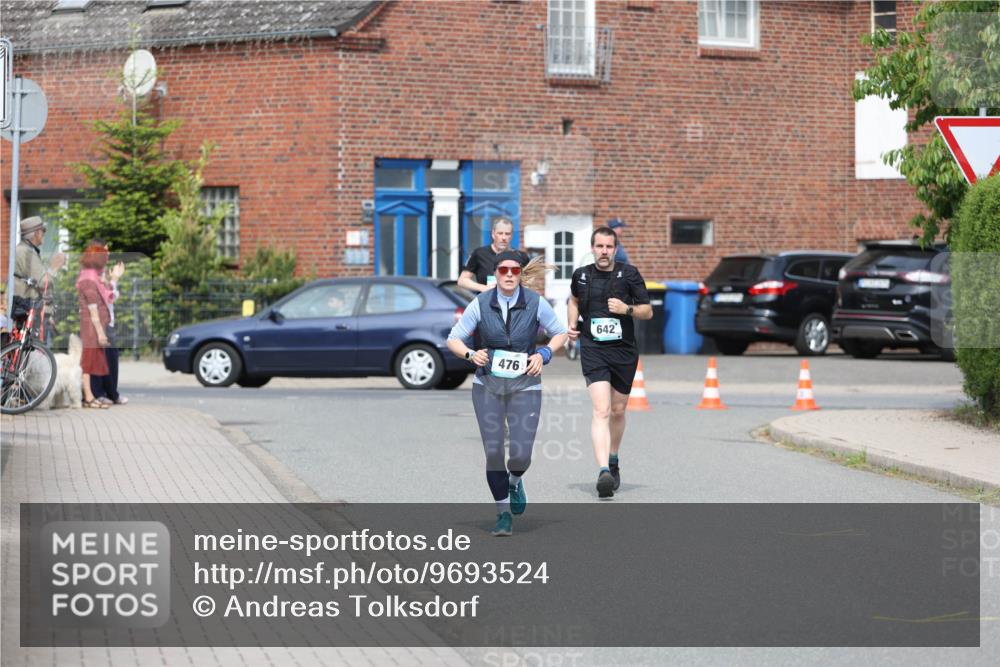 10.05.2026 - 8. Wedeler Halbmarathon Andreas Tolksdorf http://msf.ph/oto/9693524 10.05.2026 10:19:39 Laufen 476, 642 meine-sportfotos.de