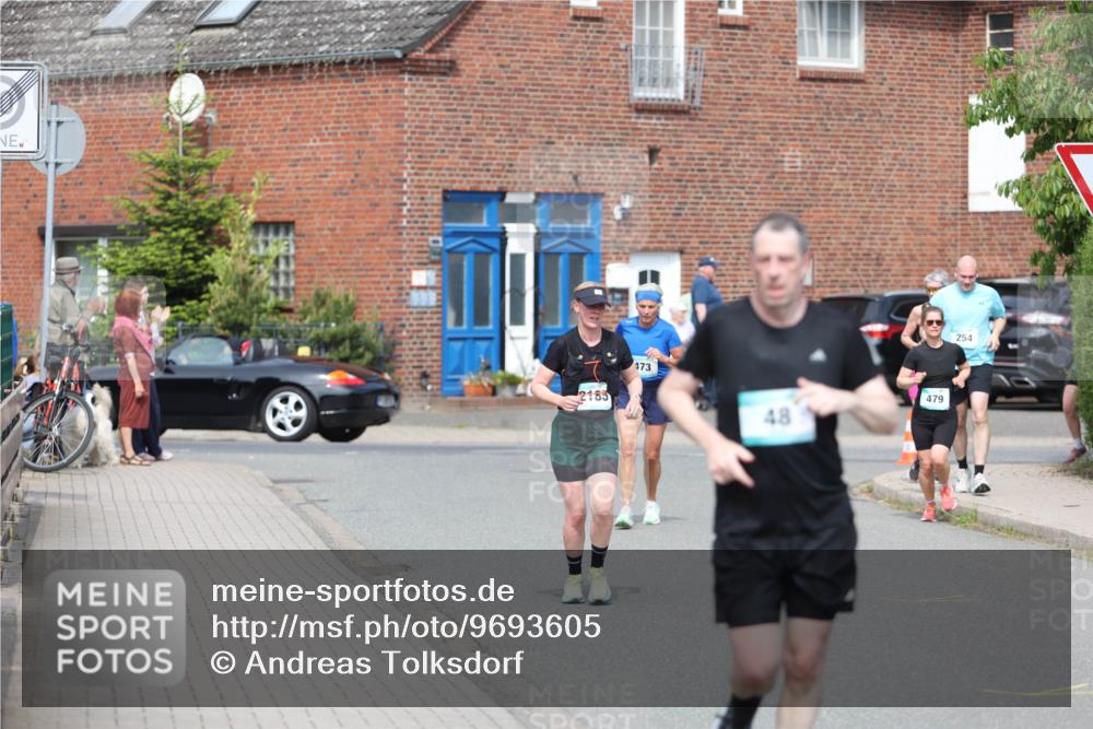 10.05.2026 - 8. Wedeler Halbmarathon Andreas Tolksdorf http://msf.ph/oto/9693605 10.05.2026 10:19:46 Laufen 2185, 473, 479, 48, 254 meine-sportfotos.de