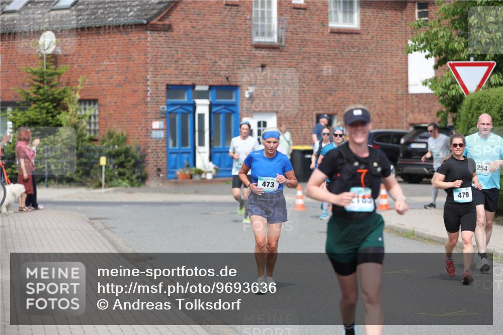 10.05.2026 - 8. Wedeler Halbmarathon Andreas Tolksdorf http://msf.ph/oto/9693636 10.05.2026 10:19:50 Laufen 473, 479, 254 meine-sportfotos.de