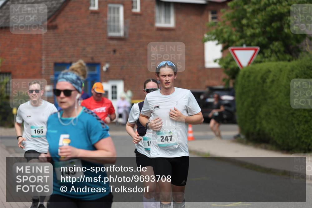 10.05.2026 - 8. Wedeler Halbmarathon Andreas Tolksdorf http://msf.ph/oto/9693708 10.05.2026 10:19:58 Laufen 165, 143, 1, 247 meine-sportfotos.de