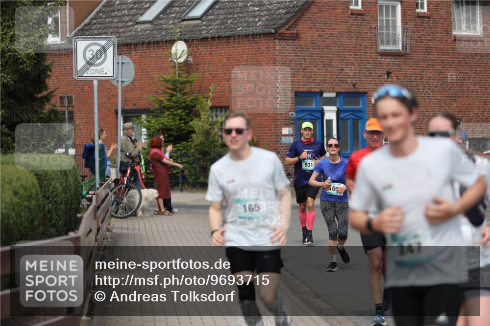 10.05.2026 - 8. Wedeler Halbmarathon Andreas Tolksdorf http://msf.ph/oto/9693715 10.05.2026 10:19:59 Laufen 165, 531, 247 meine-sportfotos.de