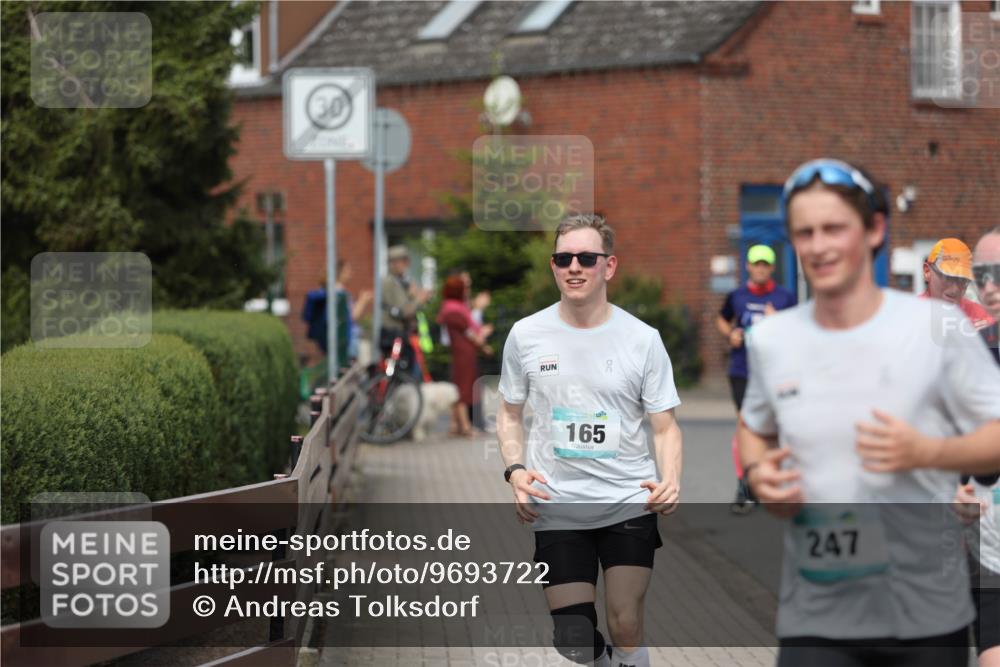 10.05.2026 - 8. Wedeler Halbmarathon Andreas Tolksdorf http://msf.ph/oto/9693722 10.05.2026 10:19:59 Laufen 30, 165, 247 meine-sportfotos.de