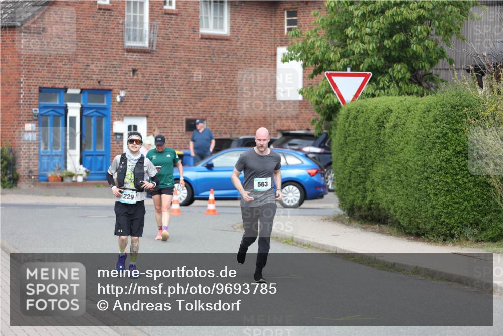 10.05.2026 - 8. Wedeler Halbmarathon Andreas Tolksdorf http://msf.ph/oto/9693785 10.05.2026 10:20:16 Laufen 229, 563 meine-sportfotos.de