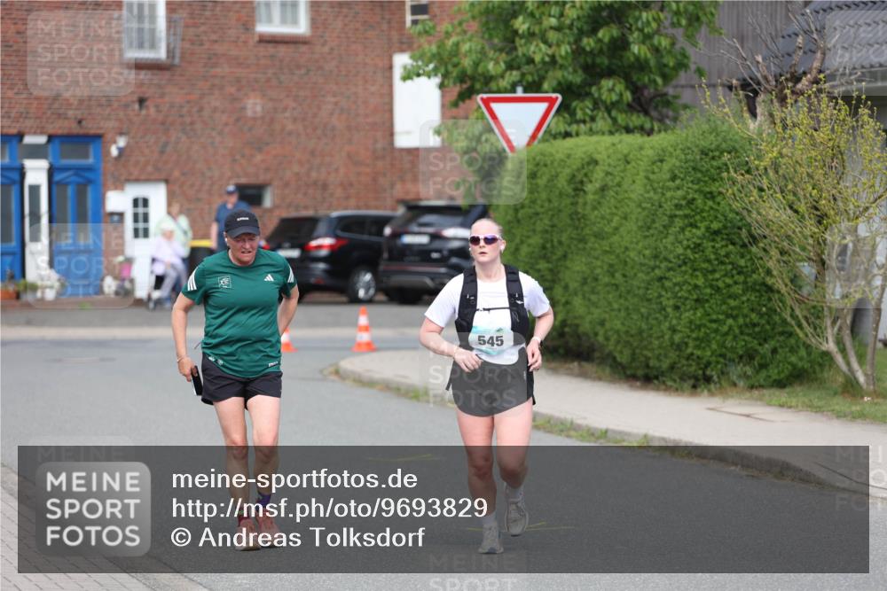 10.05.2026 - 8. Wedeler Halbmarathon Andreas Tolksdorf http://msf.ph/oto/9693829 10.05.2026 10:20:25 Laufen 545 meine-sportfotos.de