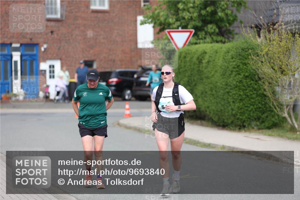 10.05.2026 - 8. Wedeler Halbmarathon Andreas Tolksdorf http://msf.ph/oto/9693840 10.05.2026 10:20:25 Laufen  meine-sportfotos.de