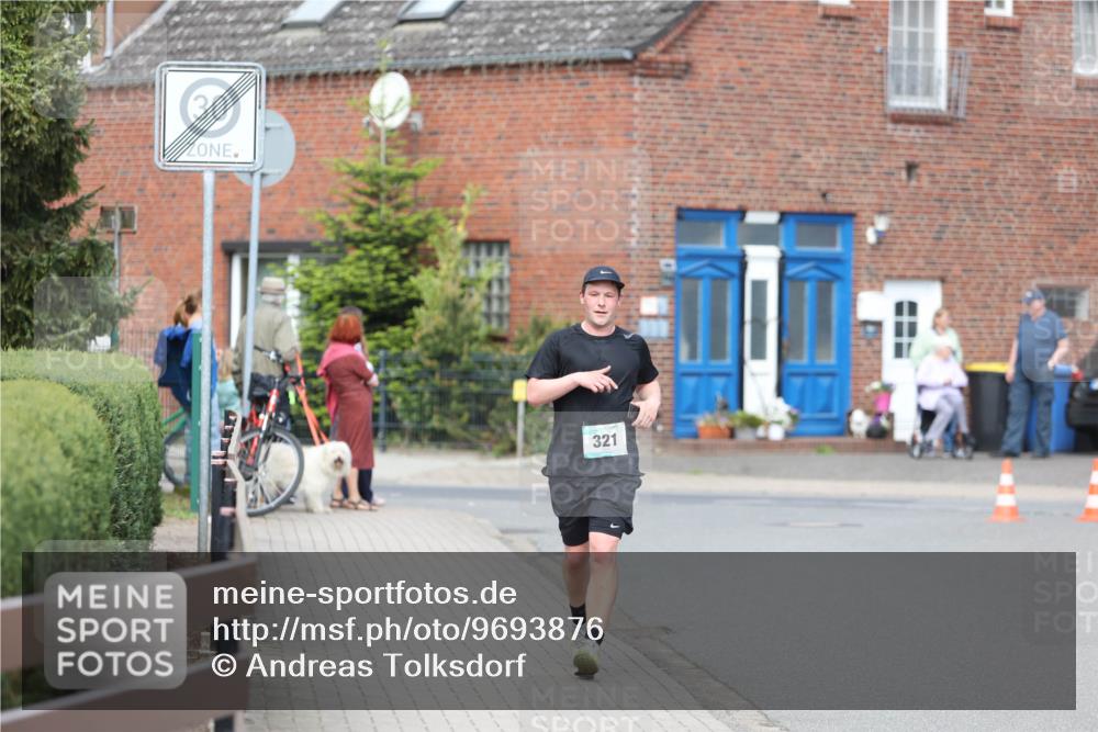 10.05.2026 - 8. Wedeler Halbmarathon Andreas Tolksdorf http://msf.ph/oto/9693876 10.05.2026 10:20:44 Laufen 321 meine-sportfotos.de