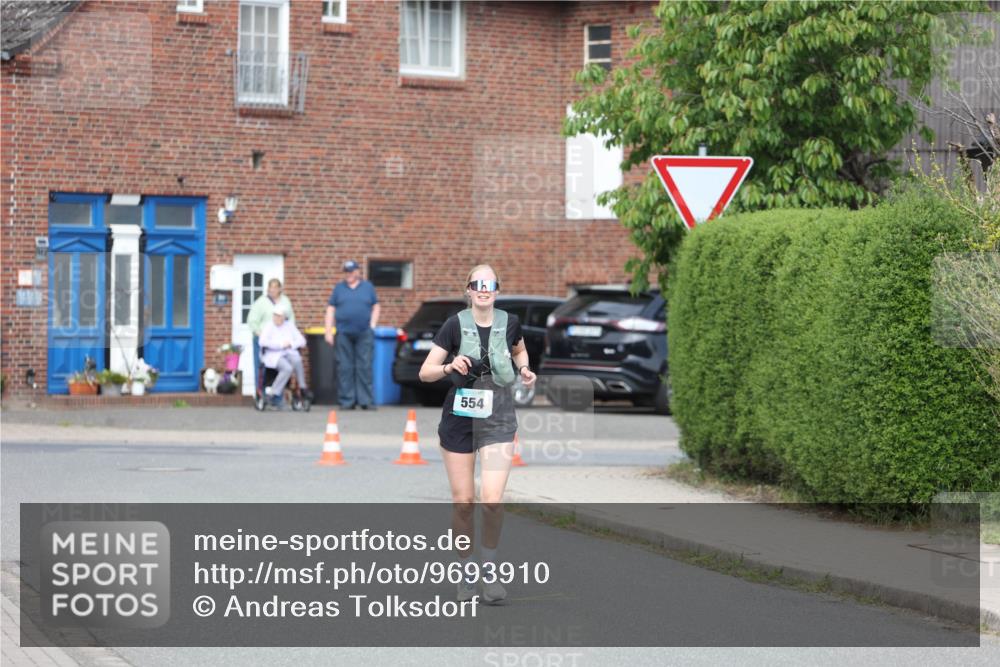 10.05.2026 - 8. Wedeler Halbmarathon Andreas Tolksdorf http://msf.ph/oto/9693910 10.05.2026 10:20:57 Laufen 554 meine-sportfotos.de