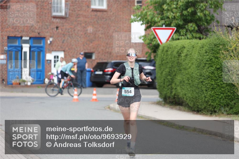 10.05.2026 - 8. Wedeler Halbmarathon Andreas Tolksdorf http://msf.ph/oto/9693929 10.05.2026 10:20:59 Laufen 554 meine-sportfotos.de