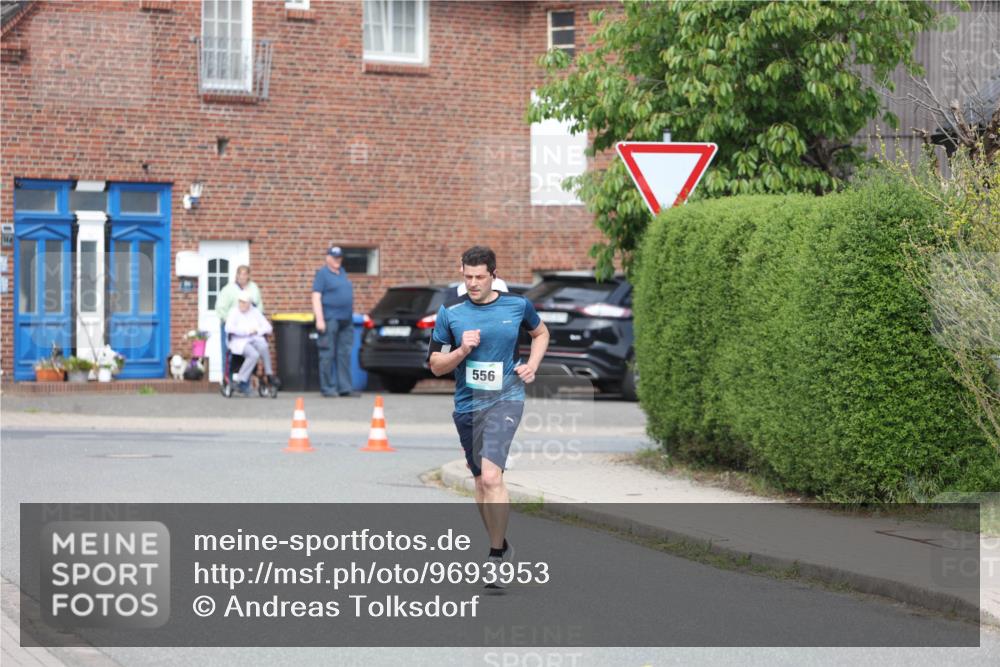 10.05.2026 - 8. Wedeler Halbmarathon Andreas Tolksdorf http://msf.ph/oto/9693953 10.05.2026 10:21:04 Laufen 556 meine-sportfotos.de