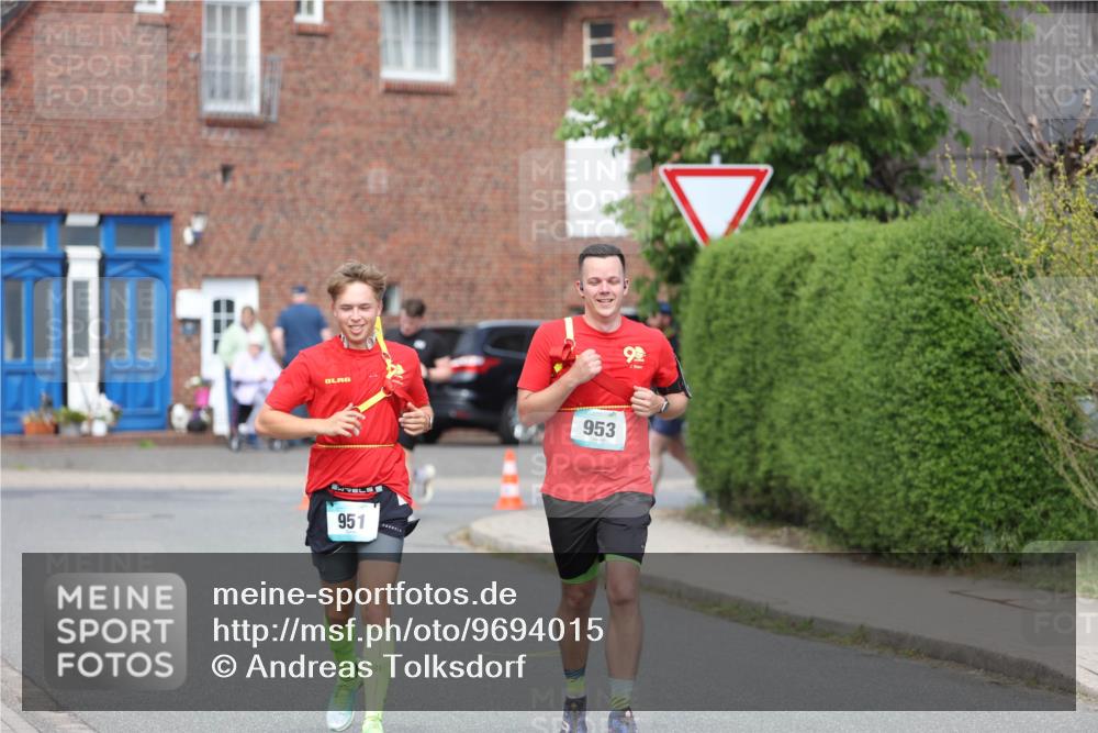 10.05.2026 - 8. Wedeler Halbmarathon Andreas Tolksdorf http://msf.ph/oto/9694015 10.05.2026 10:21:15 Laufen 951, 953 meine-sportfotos.de