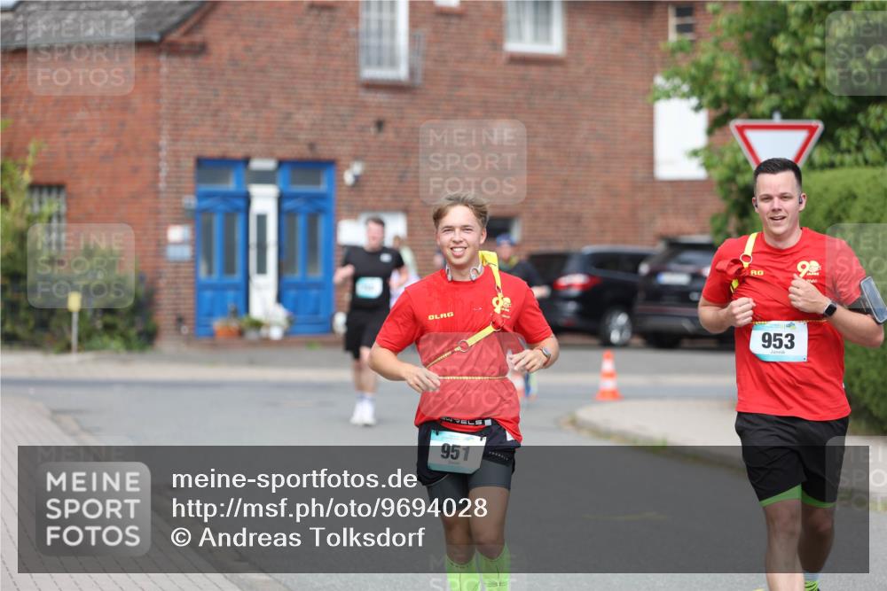 10.05.2026 - 8. Wedeler Halbmarathon Andreas Tolksdorf http://msf.ph/oto/9694028 10.05.2026 10:21:16 Laufen 951, 9, 953 meine-sportfotos.de