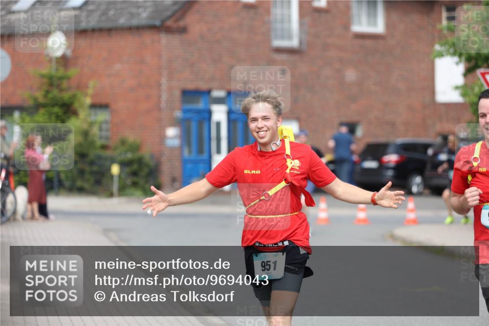 10.05.2026 - 8. Wedeler Halbmarathon Andreas Tolksdorf http://msf.ph/oto/9694043 10.05.2026 10:21:17 Laufen 951 meine-sportfotos.de