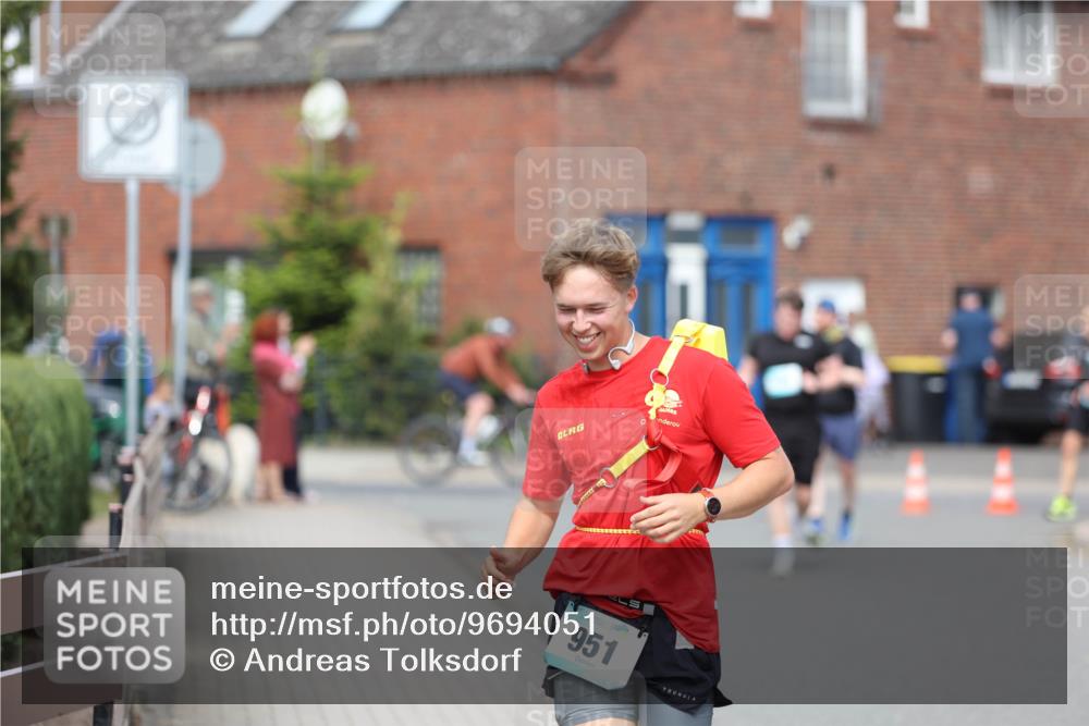 10.05.2026 - 8. Wedeler Halbmarathon Andreas Tolksdorf http://msf.ph/oto/9694051 10.05.2026 10:21:17 Laufen 951 meine-sportfotos.de