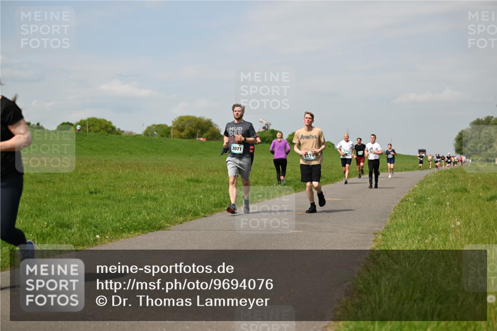 10.05.2026 - 8. Wedeler Halbmarathon Dr. Thomas Lammeyer http://msf.ph/oto/9694076 10.05.2026 11:18:54 Laufen  meine-sportfotos.de