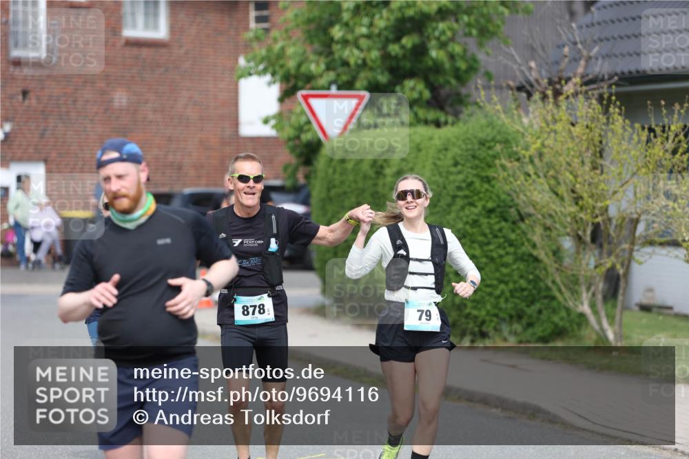 10.05.2026 - 8. Wedeler Halbmarathon Andreas Tolksdorf http://msf.ph/oto/9694116 10.05.2026 10:21:26 Laufen 878, 79 meine-sportfotos.de